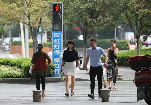 老马说武汉-在武汉开车太不容易了