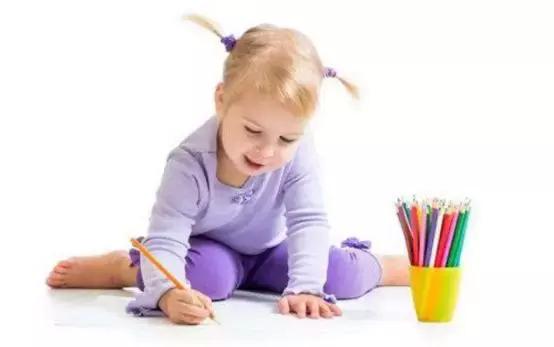 小孩腿长短不一造成原因,孩子长短腿是什么原因引起的