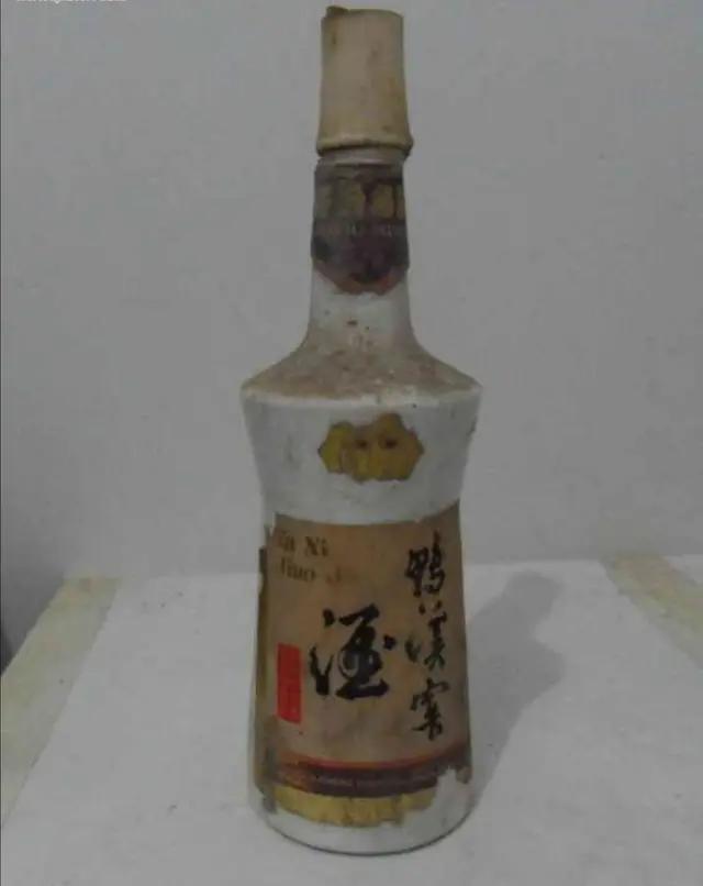 鸭溪窖酒是什么地方的名酒,鸭溪窖酒等被授予贵州十大名酒