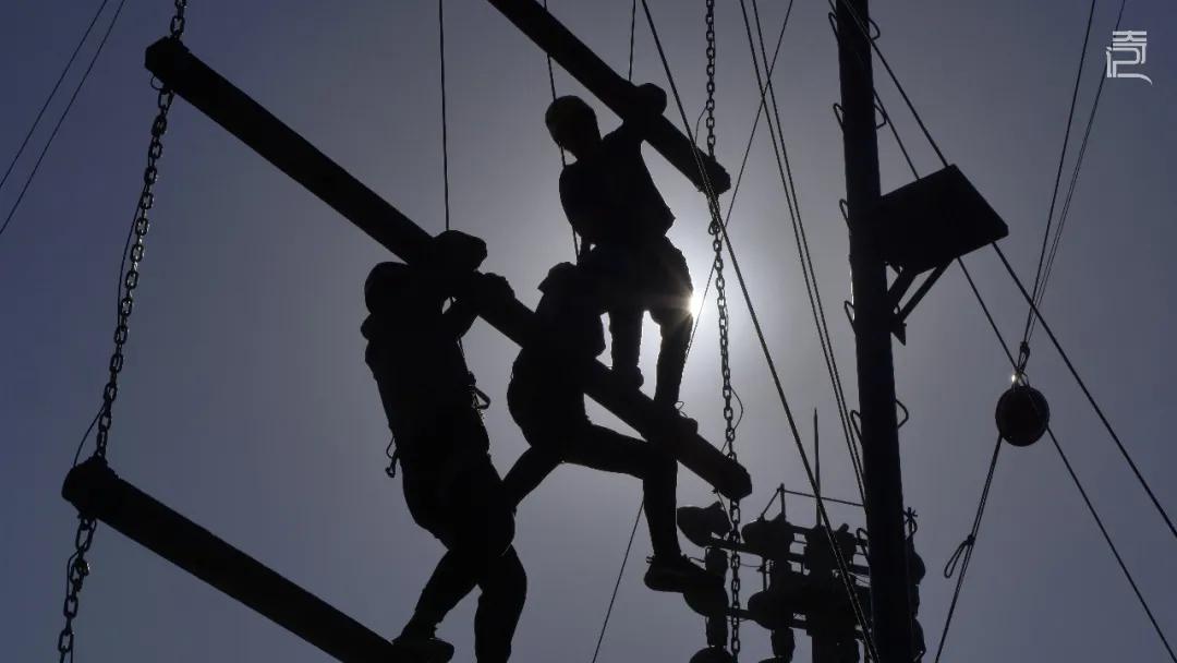 攀登30年，一群北大人的致青春