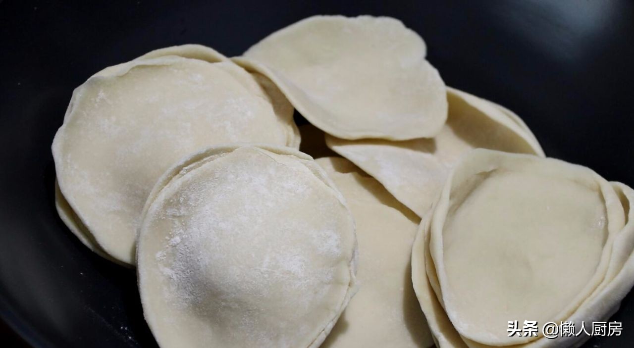 最简单的薄饼皮做法,薄饼的做法用什么面粉