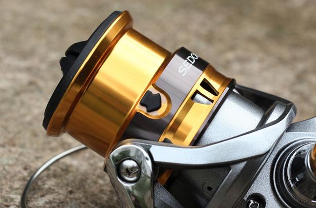 路亚新手用水滴还是纺车轮,路亚新人避坑指南鱼竿应该怎么选