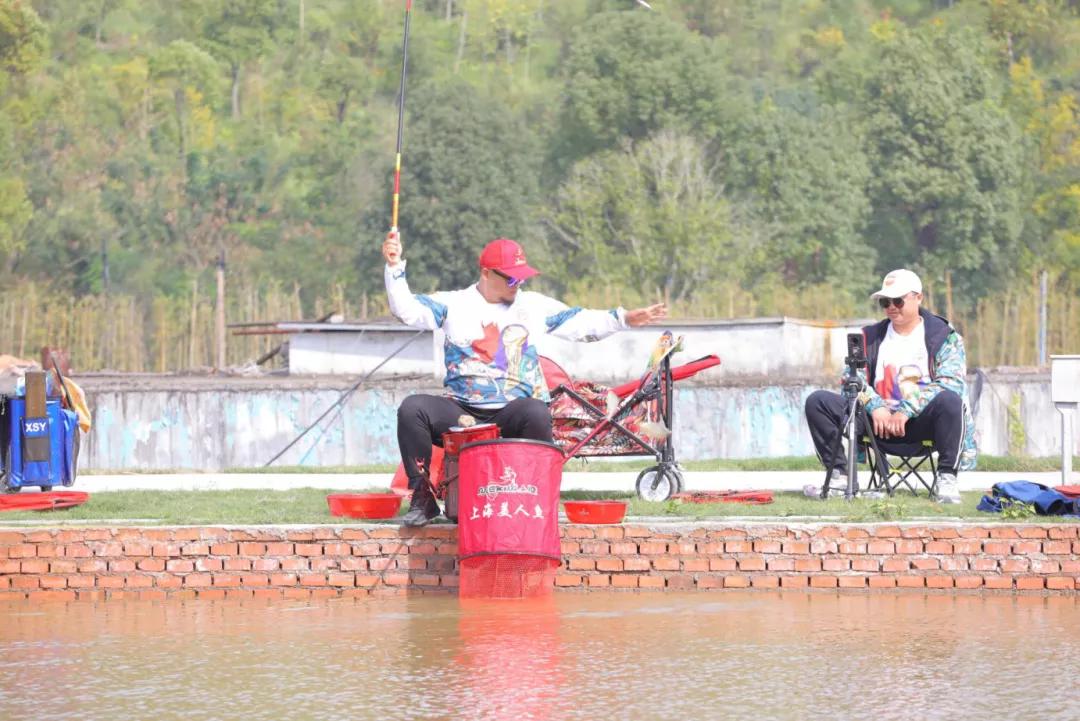美人鱼战队王者之战夺冠,2019上海美人鱼冠军杯