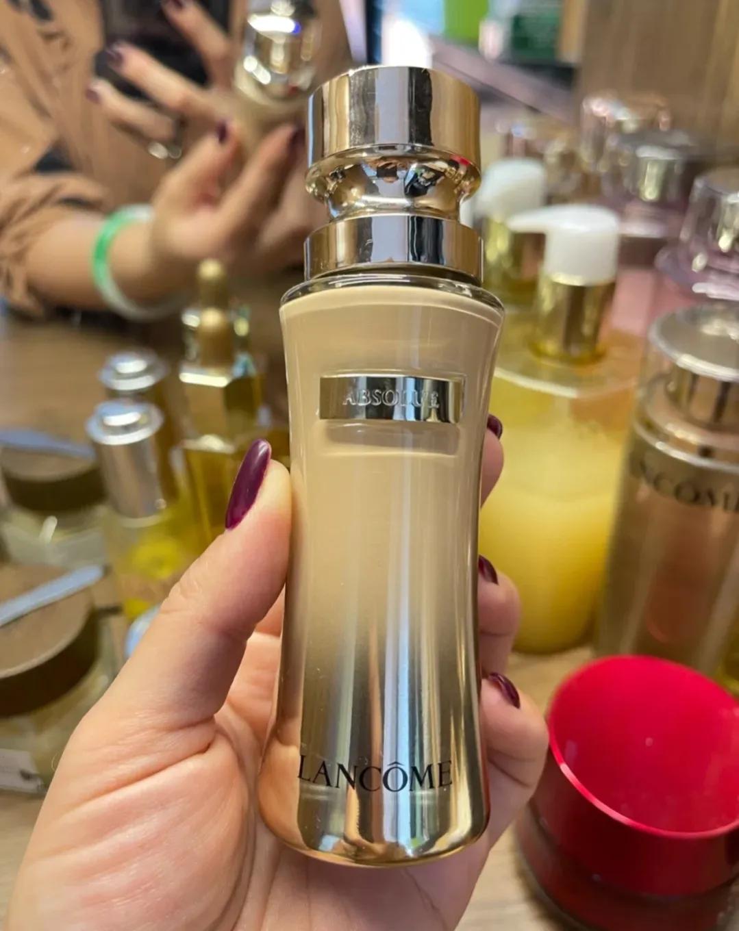 马上又到双十二了，这些都是值得入手的彩妆