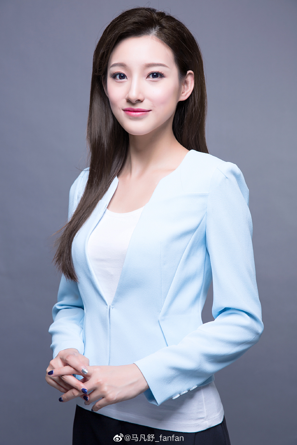 央视新晋美女主持，刷新央视美女主持颜值，比董卿李思思还要漂亮