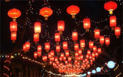 元宵节宋词100首,元宵节最美的一首宋词并配文