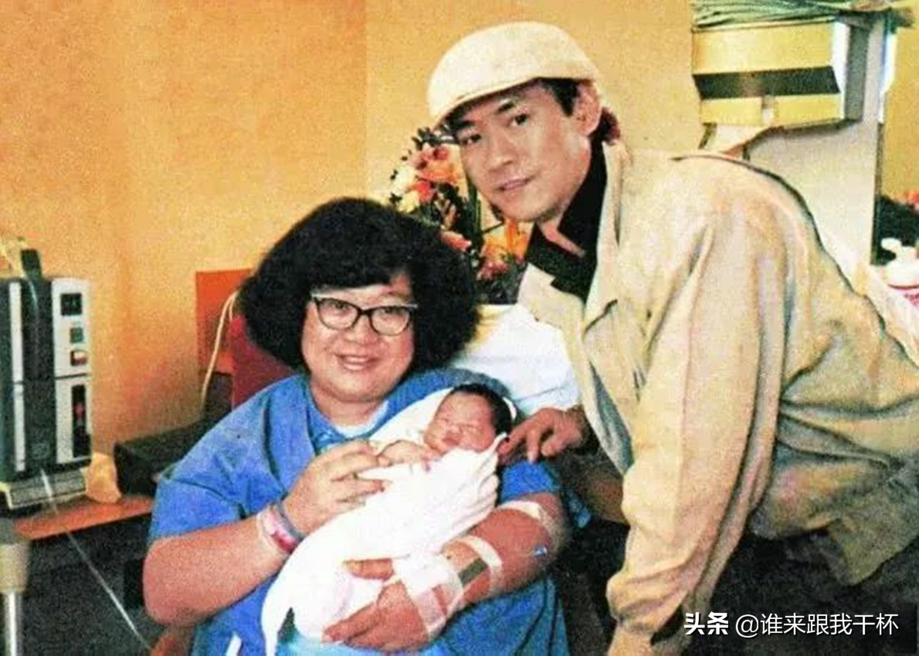 黄霑与郑少秋,郑少秋与黄霑