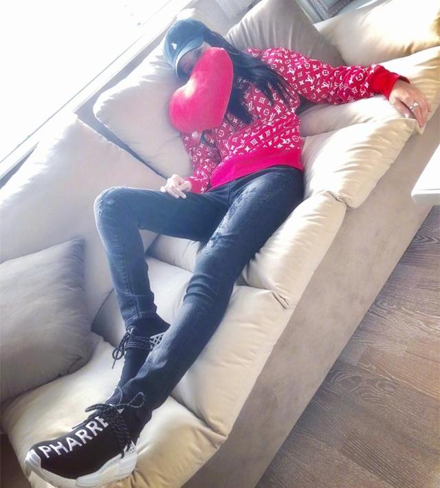 李小璐外套羽绒服,李小璐衣服20万