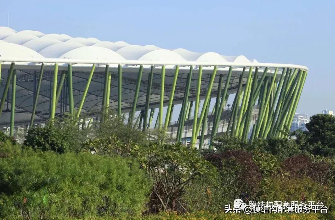 深圳宝安体育中心体育场,宝安体育馆和宝安体育场