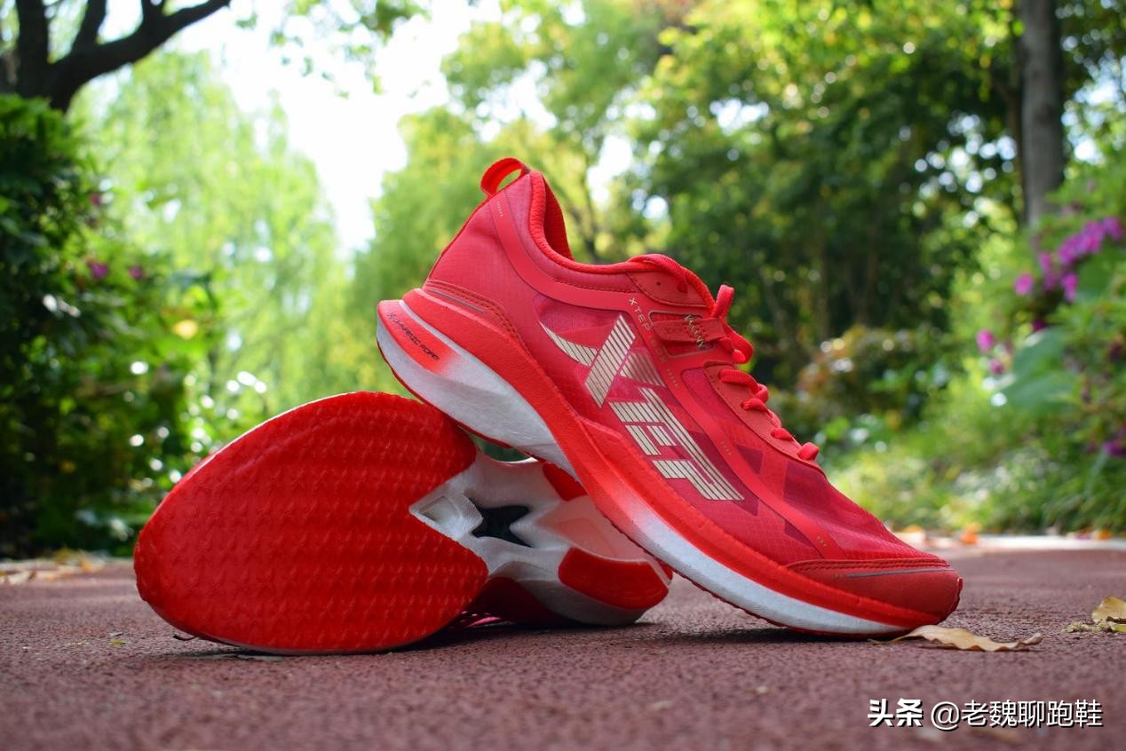 女生体操体测适合穿什么鞋,中考体测专用鞋选辛逸还是海尔斯