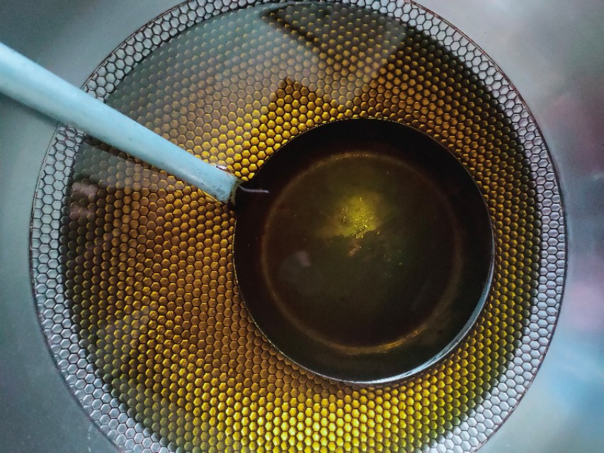 武汉面窝怎样炸不粘勺,面窝不粘勺方法