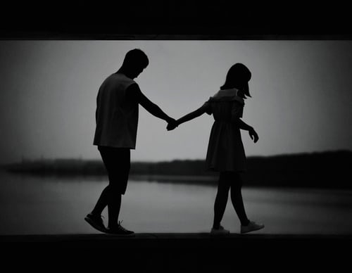 跟老公吵架老公从不哄你什么原因,吵完架老公嘴上不道歉行动道歉