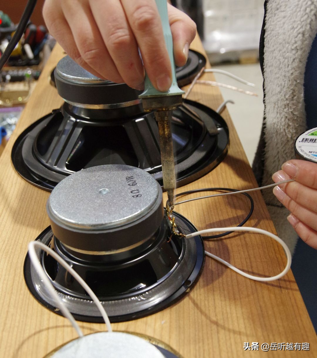 鎵嬪伐涔嬬編瑙嗛,鎹峰厠acoustique闊崇