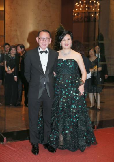 杨受成与明星关系,杨受成成长历程