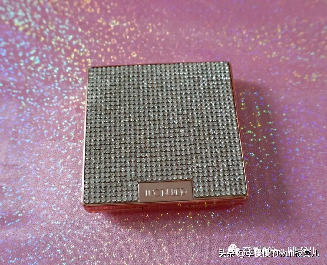 一秒入秋入冬,秋季彩妆必备单品推荐