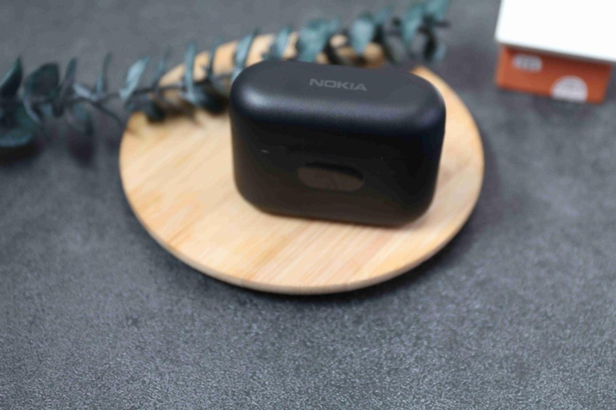 诺基亚e1200和小米头戴蓝牙耳机,诺基亚蓝牙耳机值得入手吗