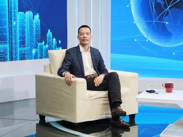 科脉故事：从深圳白石洲通往央视演播厅之路