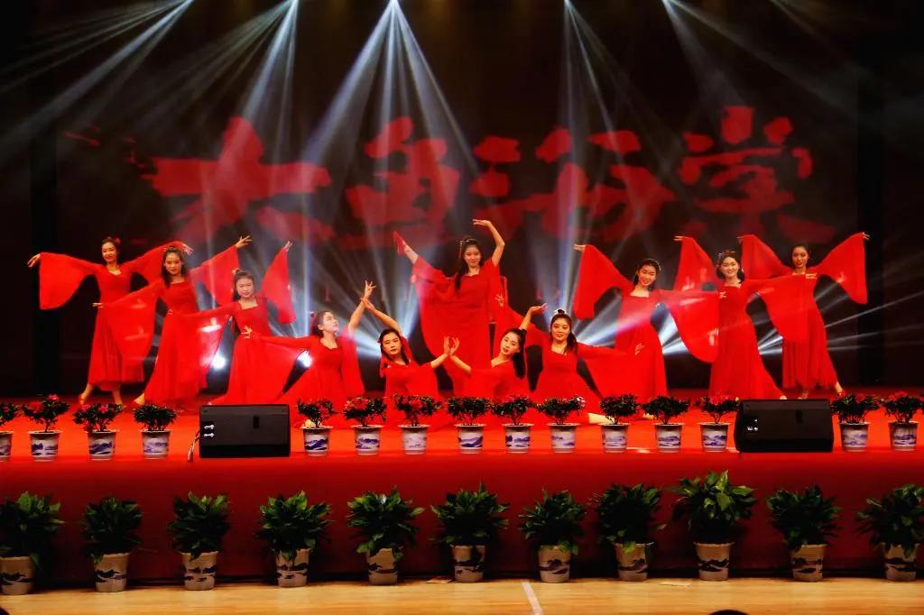 湖北国土资源职业学院单招报名费,湖北国土资源职业学院单招容易吗