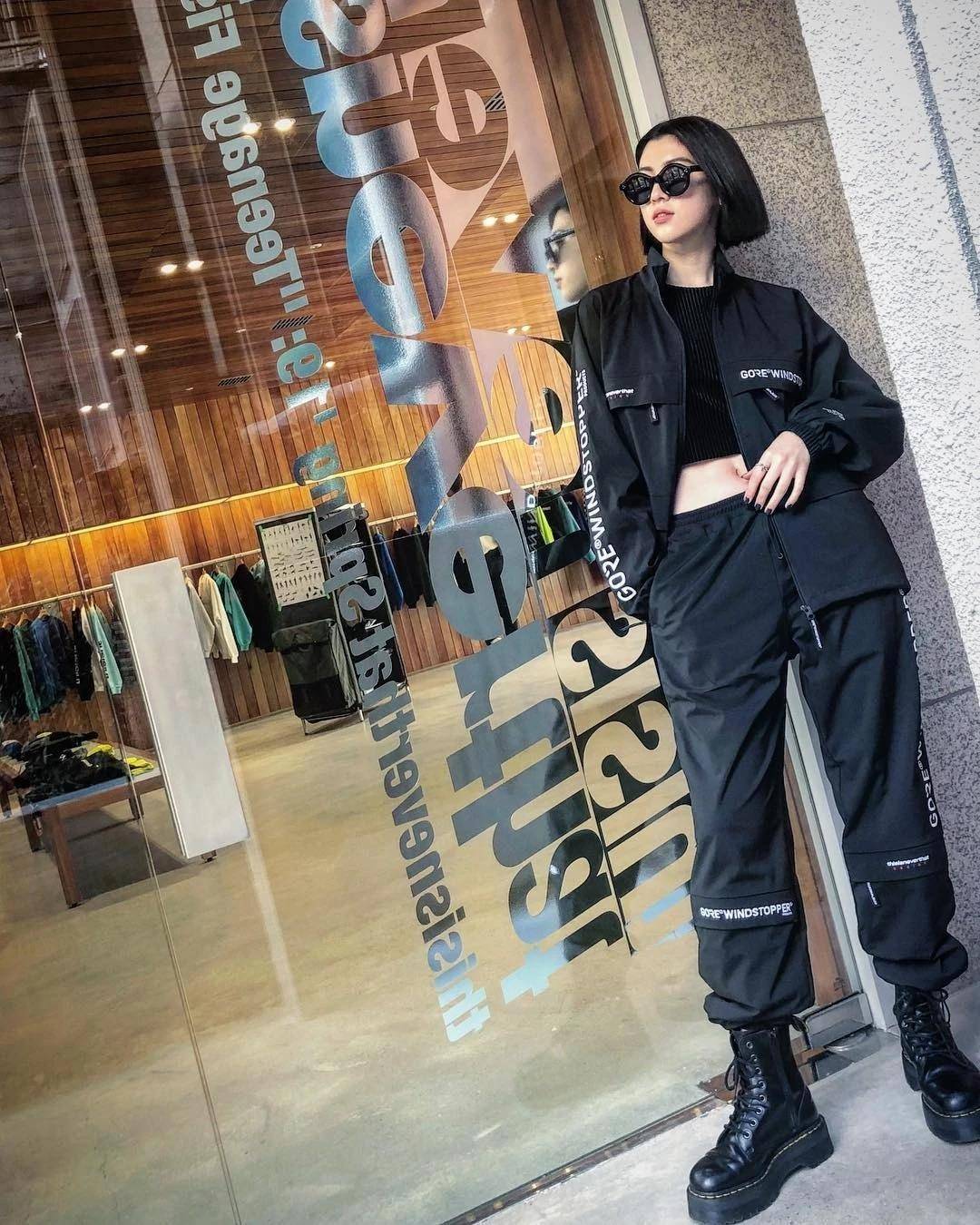 休闲百搭小白鞋是您的最佳搭配,秋天必备百搭鞋