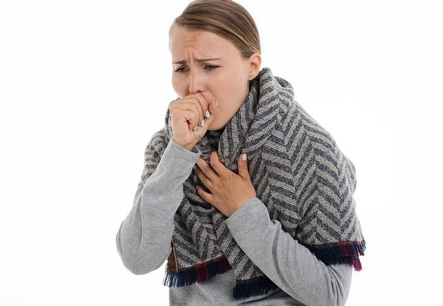 宫颈癌转移到卵巢后怎么办,宫颈癌转移到肝上怎么办