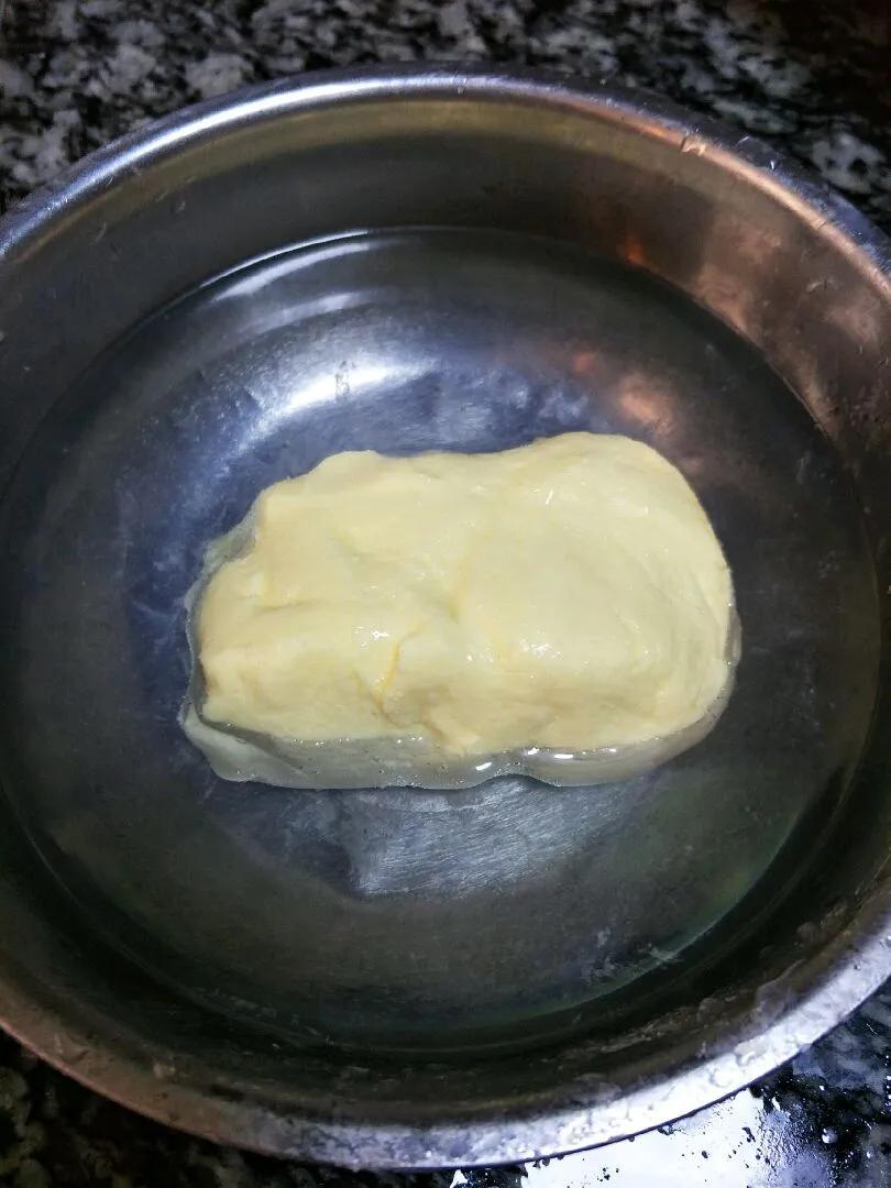 没有淡奶油奶酪怎么做奶油,牛奶黄油淡奶油奶酪