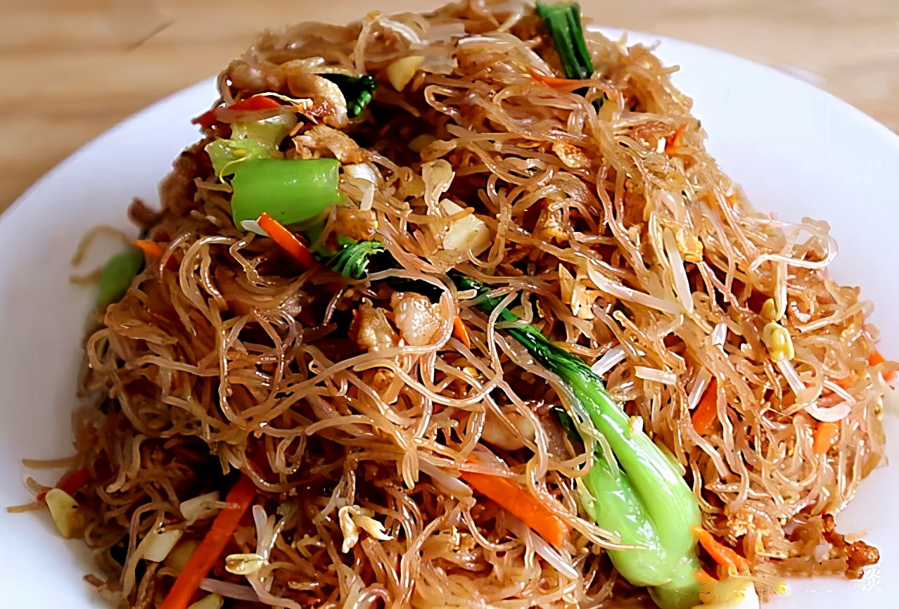 炒粉怎么炒才会不粘锅,炒干粉怎么不会碎