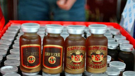 最终我带着*铐手**被缉毒警察从高考考场带出...