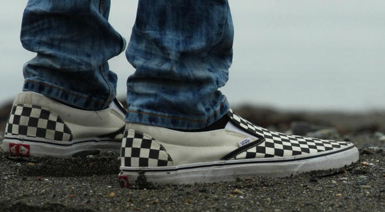 vans棋盘格氧化怎么办,vans棋盘格被染黑