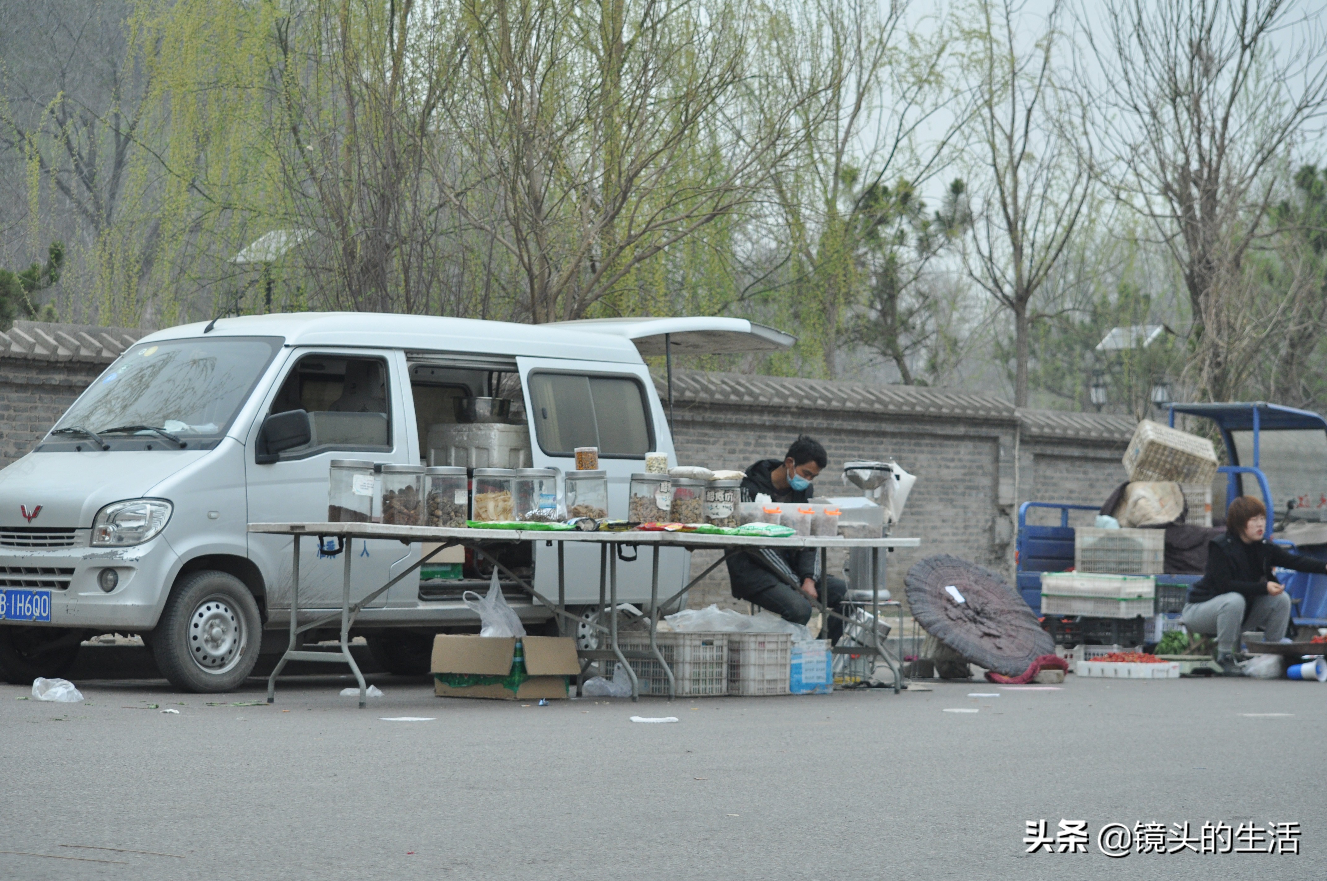澶у彅鎺忓嚭6鍧楀崠鑽潗鐨勯挶,鍐滄潙灏忎紮鎵惧埌鐝嶈吹鑽潗浠锋牸涓嶈彶