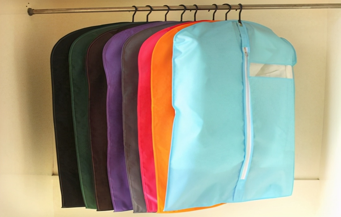 衣服上发霉的霉点怎么去除,衣服发霉的白霉点怎么去除