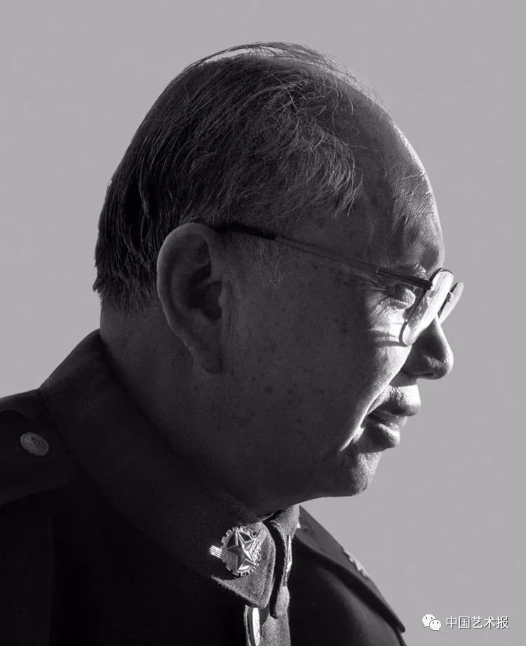 梁达明人物画,梁达明摄影人物