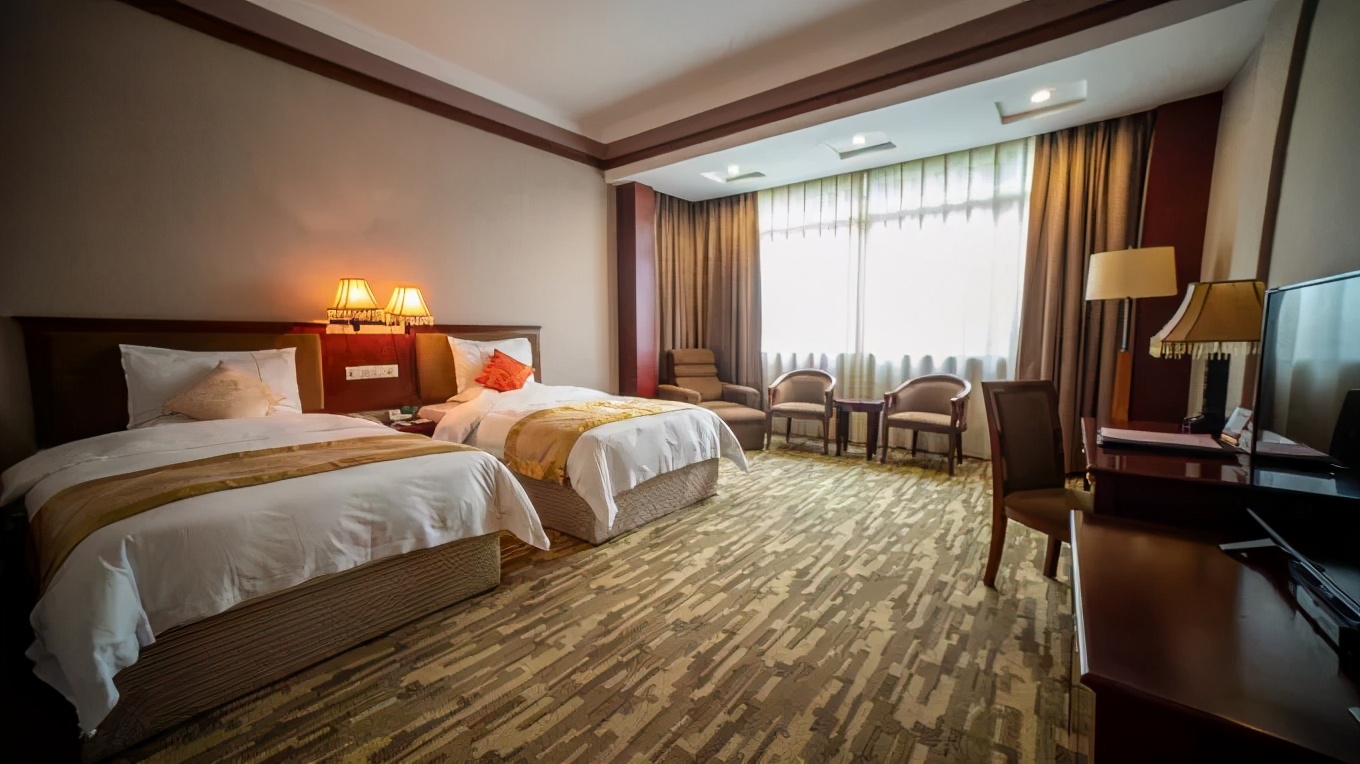 江门圭峰山温泉,江门市圭峰山温泉度假村