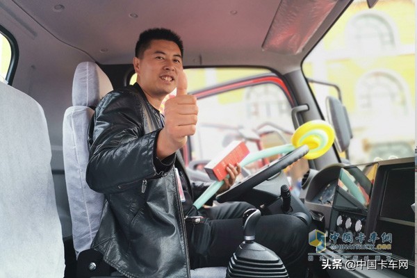 解放轻卡为啥比别的轻卡贵,解放车为什么销量那么好