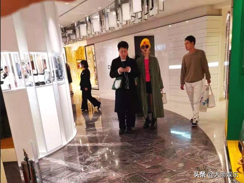 范冰冰与男星拥抱图片,范冰冰和外国男人合照