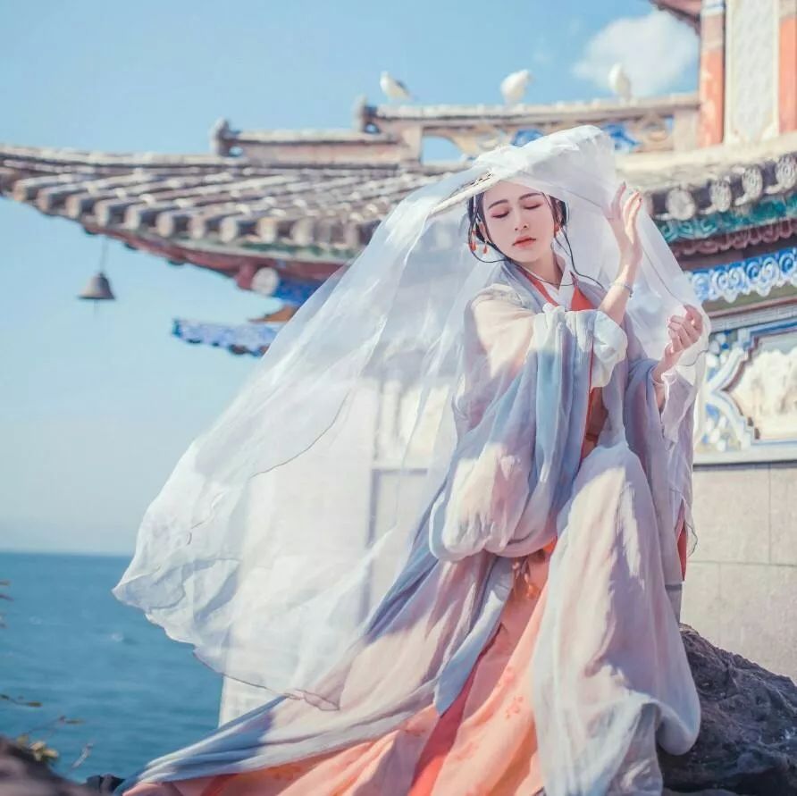 《杠上冷情王爷》高冷王爷专宠小王妃,日常撒糖不停歇