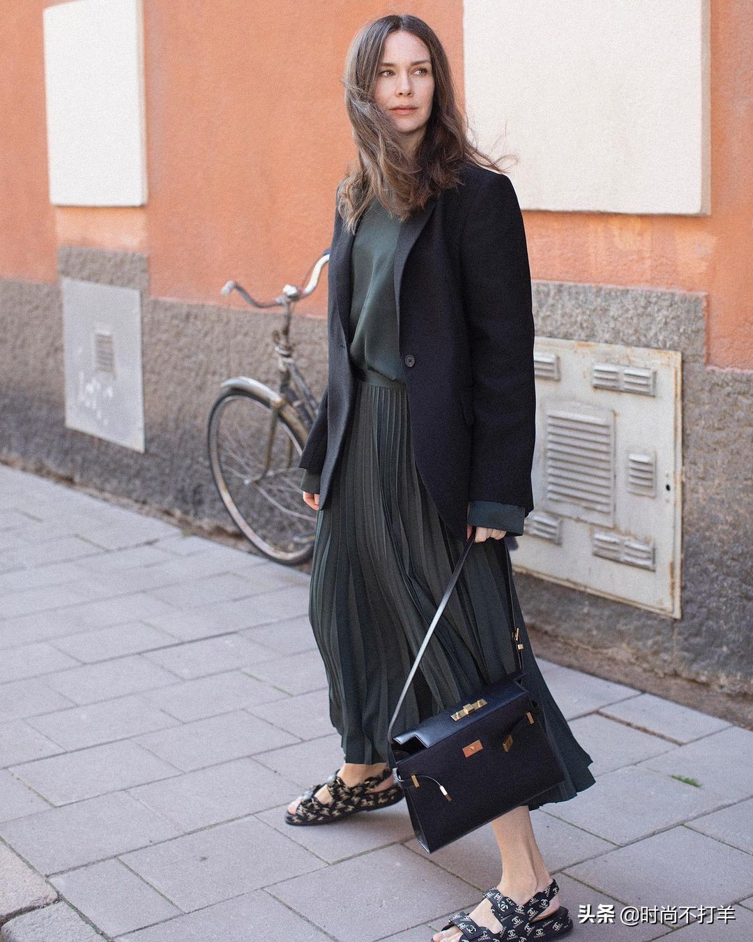 这8款包包太洋气了借钱也要买,ysl值得入手的斜挎包包