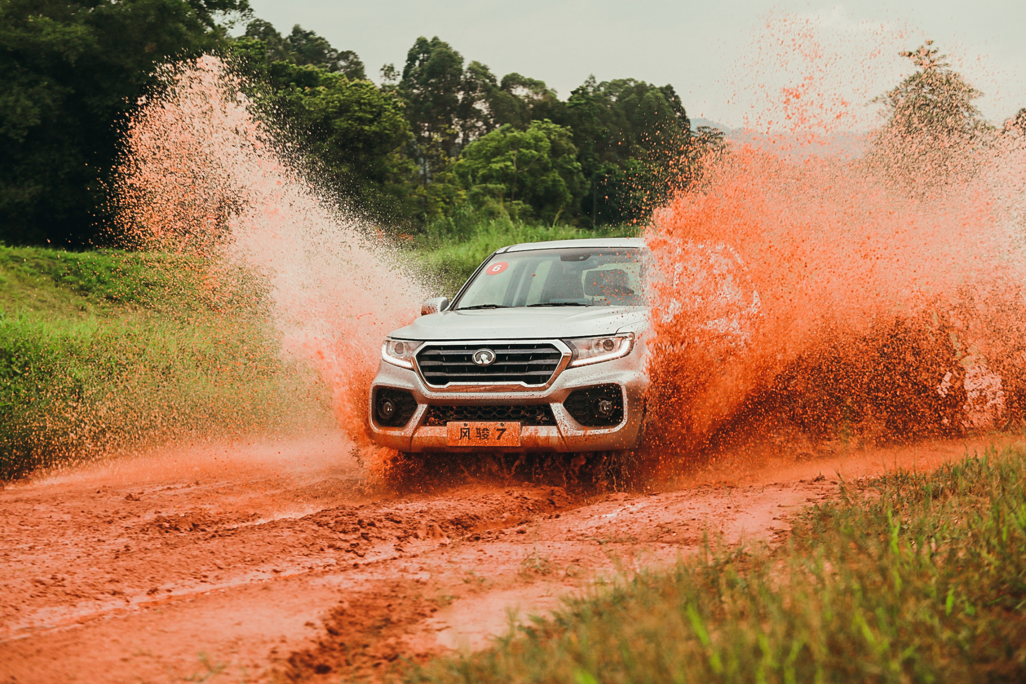 风骏7越野场地视频,越野柴油版试驾