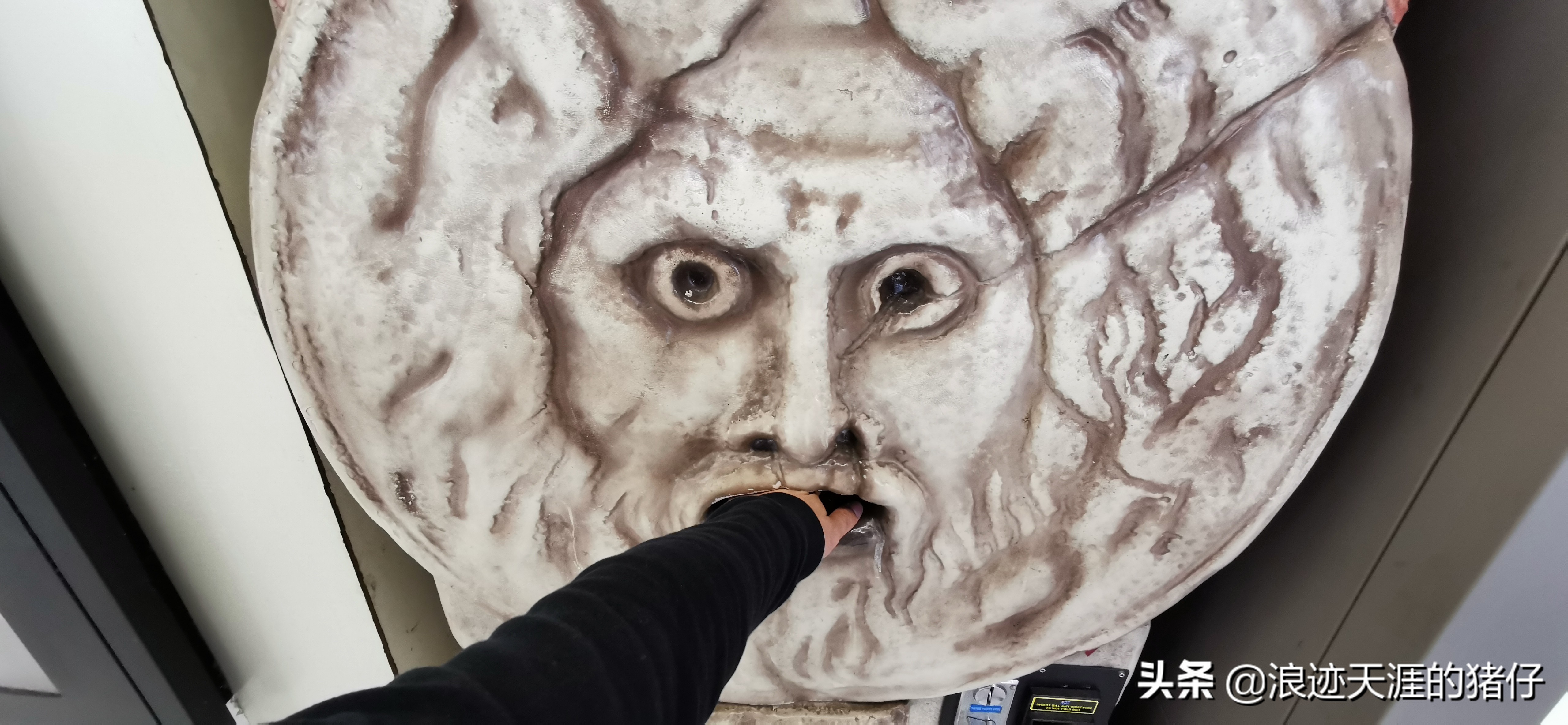 开业十八年上海最中心奢华五星酒店体验,喜半参犹。因为疫情缘故