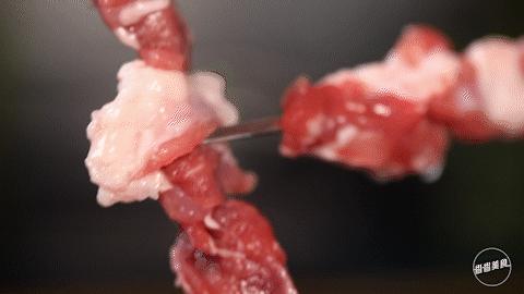 藏在巷子里的特色烧烤,老街里烧烤青岛