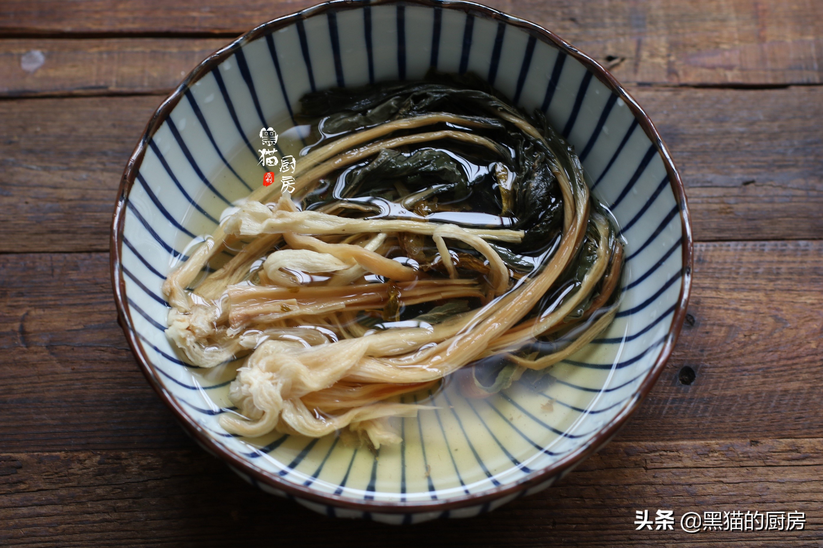 菜干和什么一起煲汤,冬天菜干清润祛湿汤