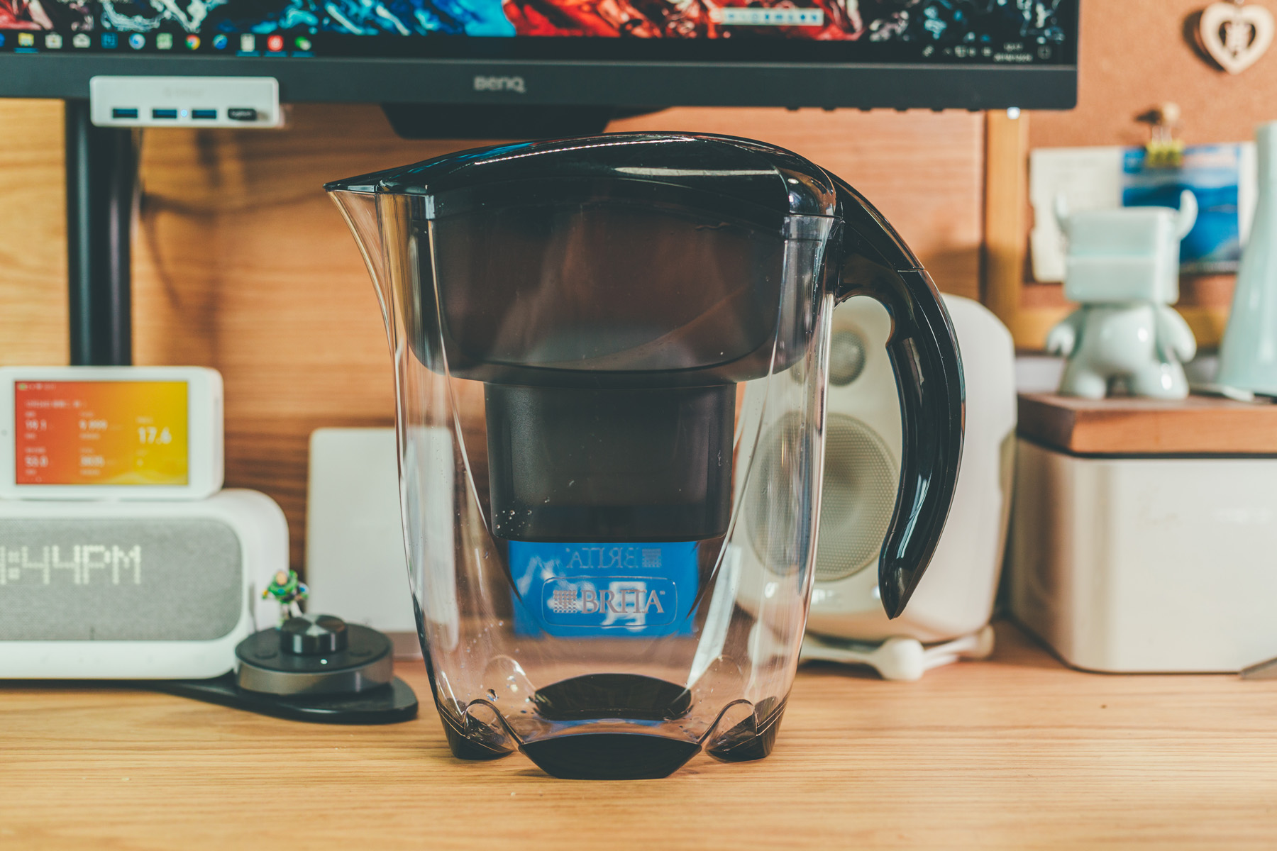 碧然德滤水壶一次最多能倒多少水,每天100升水净水器