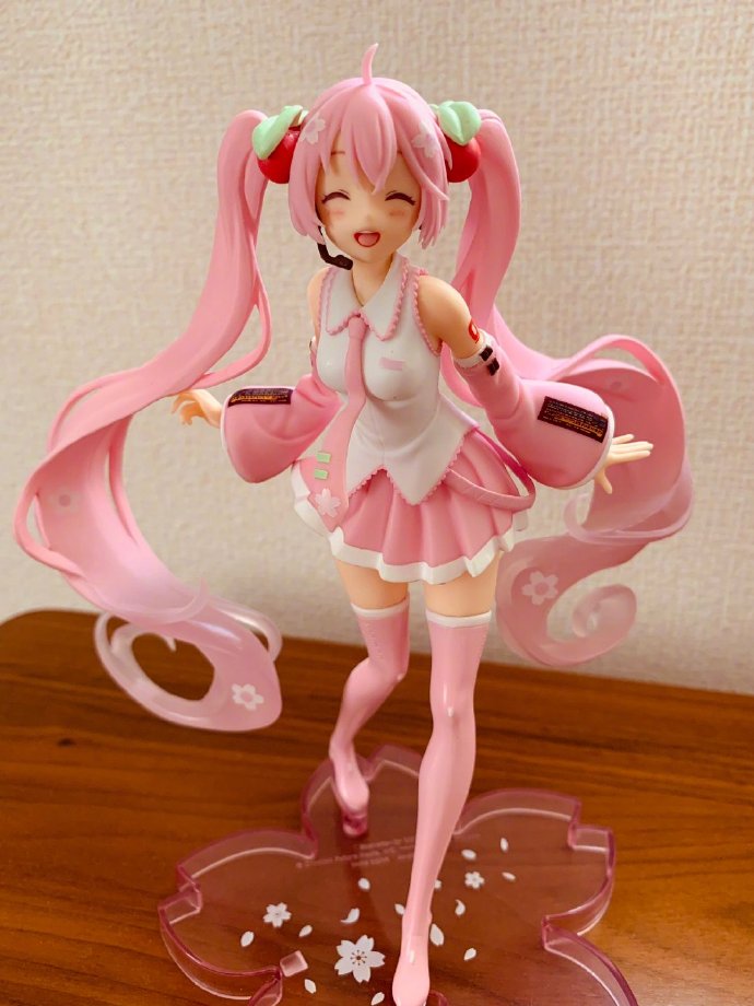 樱初音重绘,樱初音手办图片大全