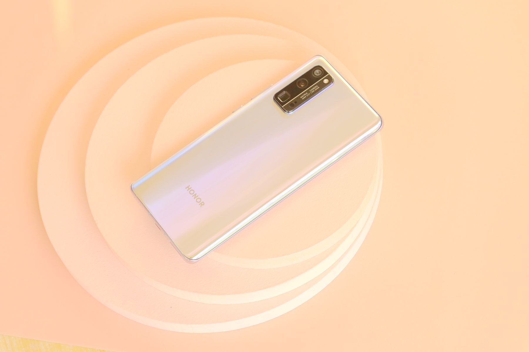 发布了半年的手机,麒麟9905g手机有哪些