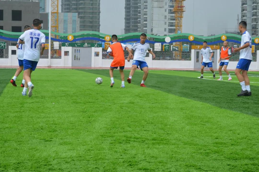 连云港初中封闭式训练营,连云港成人足球训练营招生报名