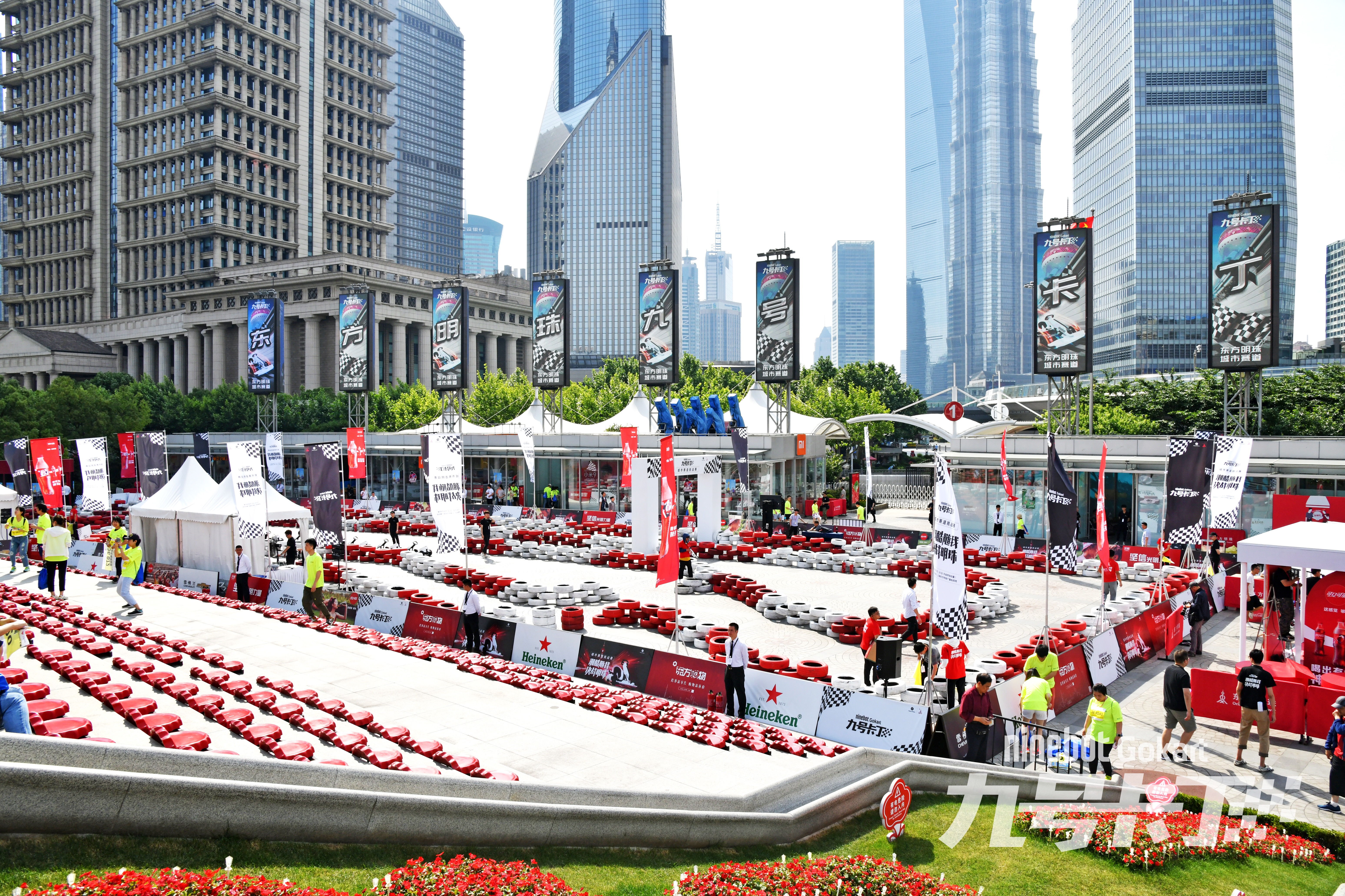 奔跑在CBD的九号卡丁车赛