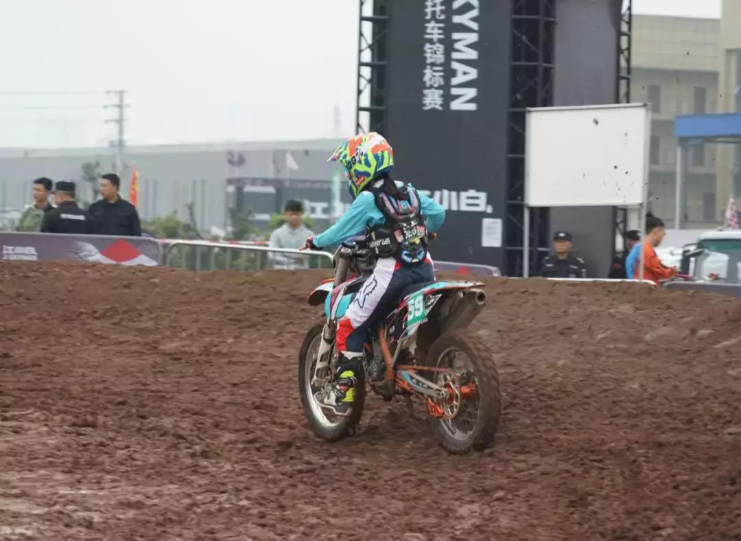 中国顶级越野摩托赛事,场面堪比kpl