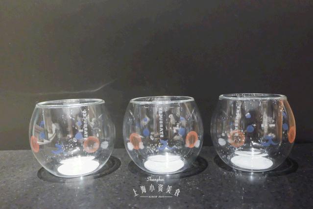 星巴克新品玉兔杯首发剧透！萌空血槽