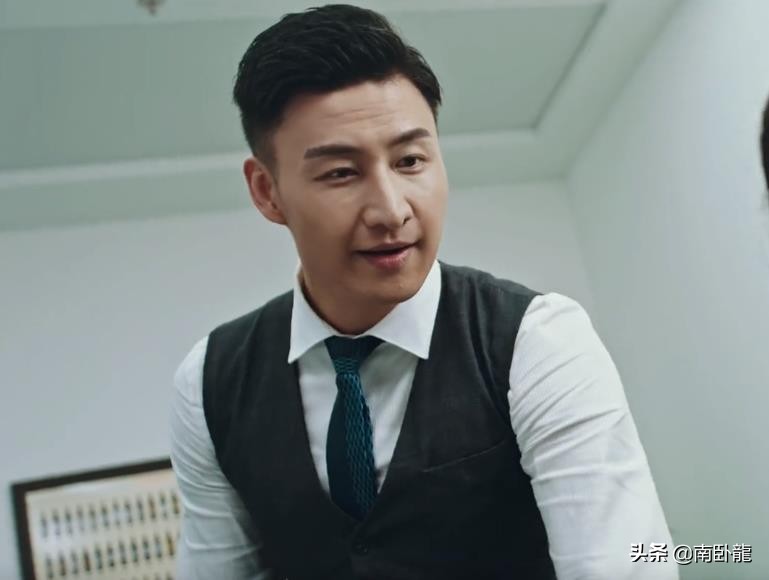 大鲨鱼电影精彩片段,大鲨鱼动画完整版