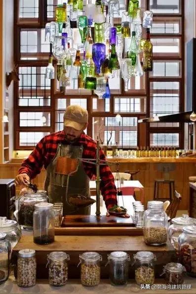 靠捡树叶年入千万的事儿，在日本这个小镇……