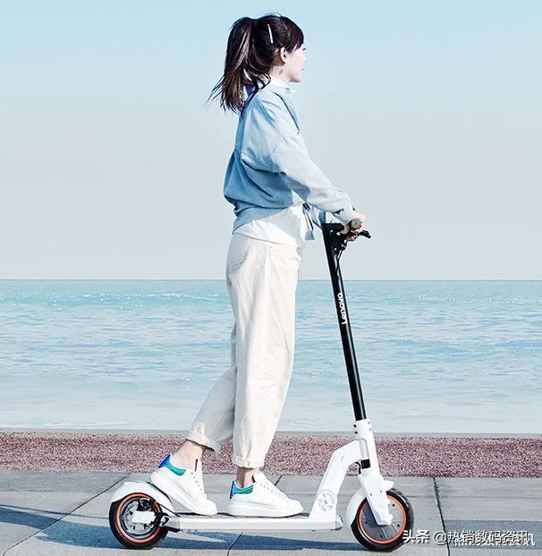 小米电动滑板车pro和1s区别,小米电动滑板车1s跟pro哪个好